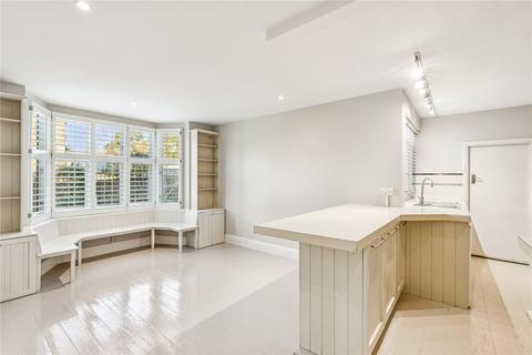 3 bedroom house to rent, Rusham Road, SW12