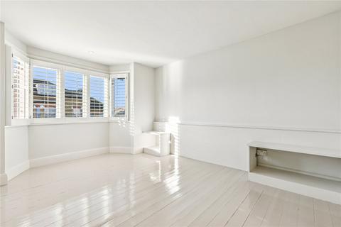 3 bedroom house to rent, Rusham Road, SW12