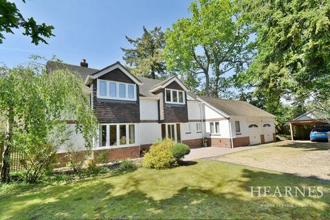 4 bedroom detached house for sale, Wimborne Road East, Ferndown, BH22