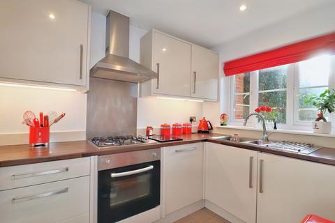 2 bedroom semi-detached house for sale, Hersham Gardens, Hersham KT12