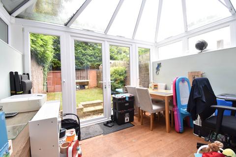 2 bedroom terraced house to rent, Thorneycroft Close, WALTON-ON-THAMES, KT12