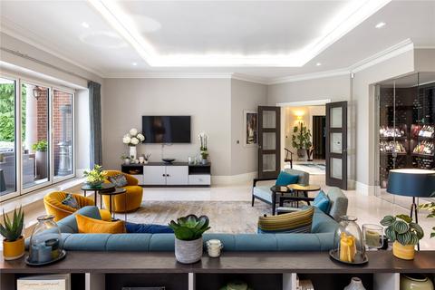 2 Regents Walk, Ascot, SL5 9JQ