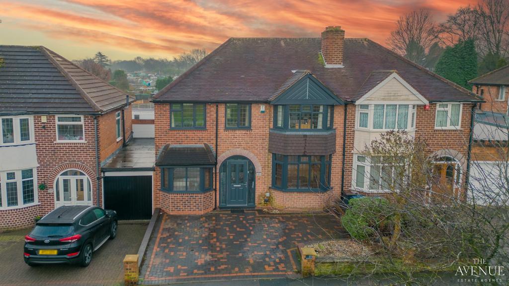 111 Queslett Road East, Streetly... 4 bed semidetached house for sale