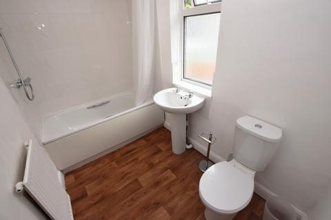 1 bedroom in a house share to rent, London Road, Northampton NN4