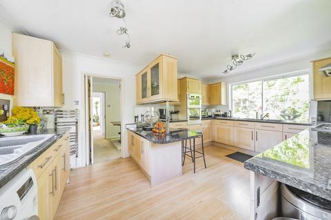 4 bedroom detached house for sale, Sun Hill Crescent, Alresford, Hampshire, SO24
