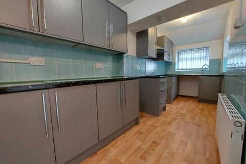 2 bedroom terraced house to rent, St. Annes Street, Burnley BB12