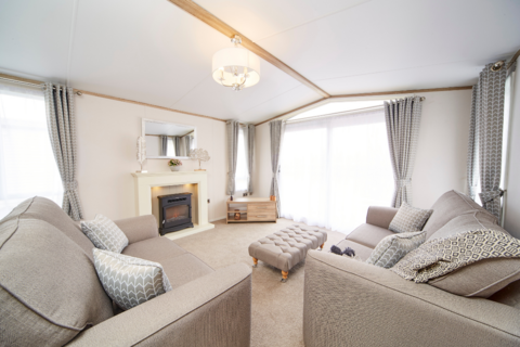 2 bedroom static caravan for sale, Burnham On Crouch Essex
