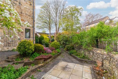 3 bedroom terraced house for sale, Cross End Fold, Addingham, Ilkley, West Yorkshire, LS29