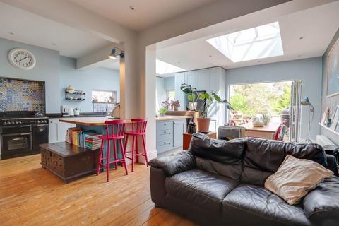 110 Blenheim Road, Caversham, Reading, RG4 7RR