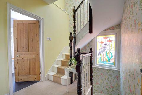 110 Blenheim Road, Caversham, Reading, RG4 7RR