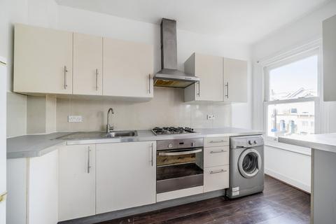2 bedroom apartment for sale, Friern Road, Dulwich, London
