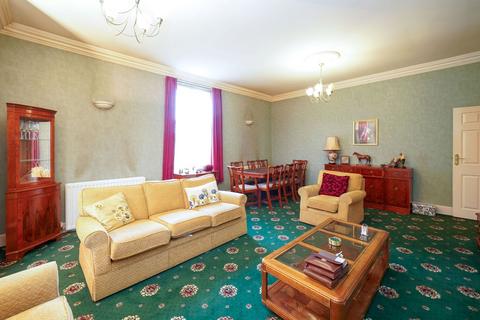 2 bedroom ground floor flat for sale, Flat 3 Summer Hill, Whitehill Lane, Bolton, BL1