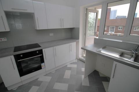 2 bedroom apartment for sale, Lockett Gardens, Trinity Gardens, Salford, Lancashire, M3