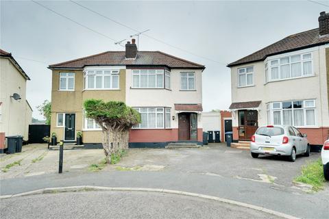 3 bedroom semi-detached house for sale, Carisbrook Close, Enfield, EN1