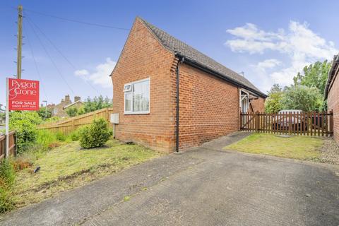 1 bedroom detached bungalow for sale, Wragby Road, Bardney, Lincoln, Lincolnshire, LN3