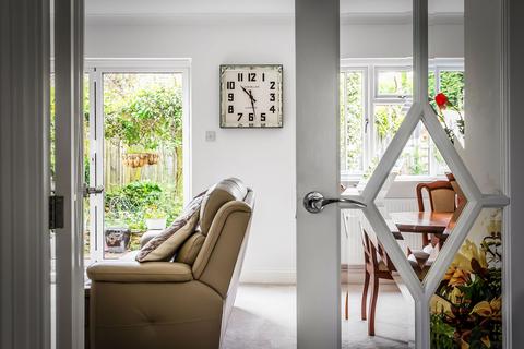 44 Ferndale, Tunbridge Wells, TN2 3NT