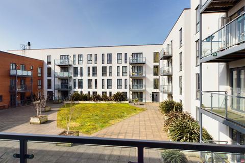 2 bedroom apartment for sale,  Salvisberg Court, WELWYN GARDEN CITY AL7