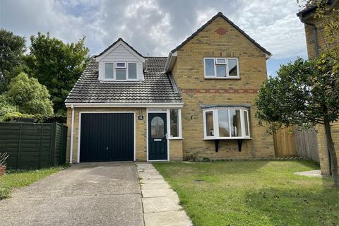 4 bedroom detached house to rent, East Cowes PO32