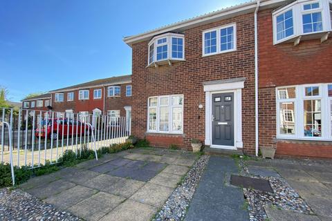3 bedroom end of terrace house for sale, Clarence Place, Deal, CT14