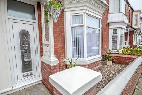 2 bedroom flat for sale, Ashley Road, South Shields