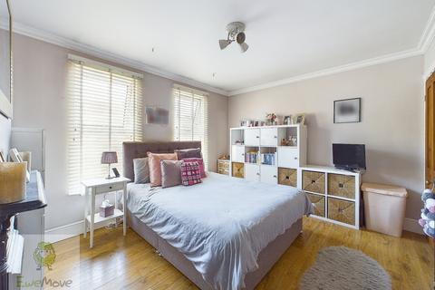 43 Brompton Lane, Rochester, ME2 3BB