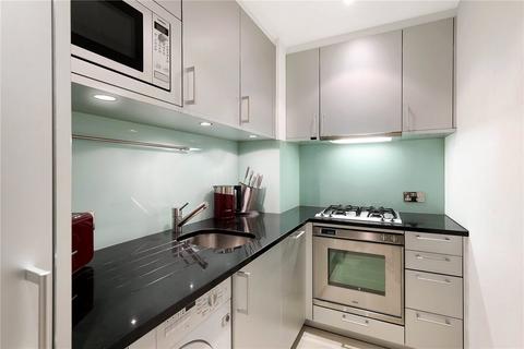 Studio to rent, Knightsbridge, SW7