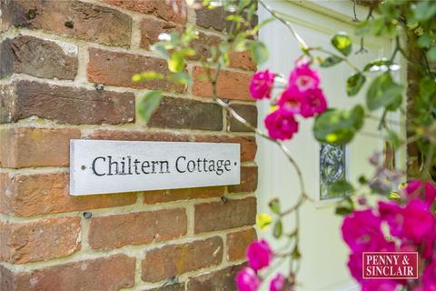 4 bedroom semi-detached house for sale, Chiltern Cottage, RG9 6LF