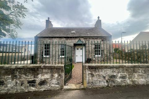 4 bedroom detached house to rent, Church Street, Tranent, East Lothian EH33