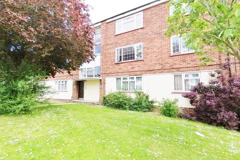2 bedroom apartment to rent, Weekes Drive, Slough, SL1