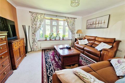 4 bedroom bungalow for sale, Victoria Road, Freshwater, Isle of Wight