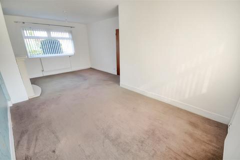 2 bedroom townhouse to rent, Bancroft Road, Widnes, WA8 3LR