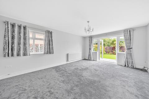 3 bedroom bungalow for sale, Ashgrove Road, Ashford, TW15