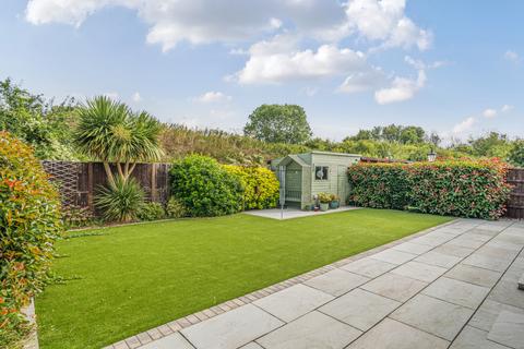 3 bedroom bungalow for sale, Ashgrove Road, Ashford, TW15