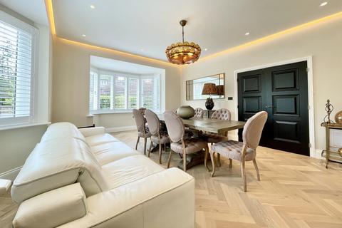 18 Elgin Road, Bournemouth, BH4 9NL