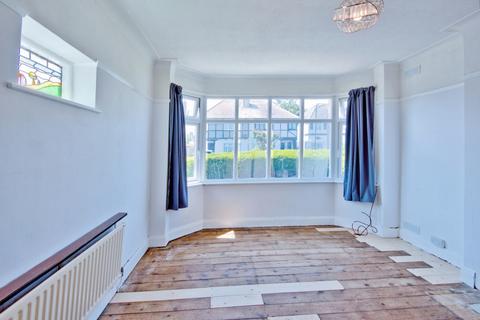 10 Beechmont Gardens, Southend-on-sea, SS2 6RP