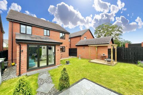 4 bedroom detached house for sale, Glover Drive, Willaston, CW5