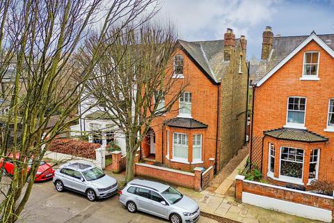 4 bedroom semi-detached house for sale, Strafford Road, Twickenham, TW1