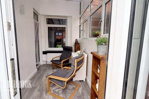 110 Blenheim Road, Barnsley, S70 6AU