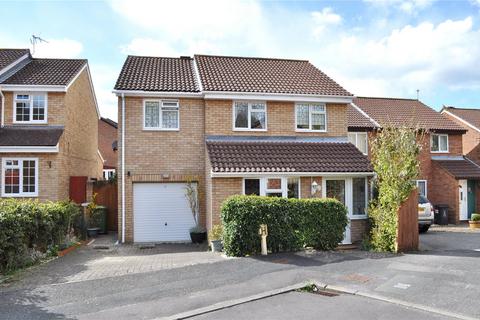 4 bedroom detached house for sale, Marigold Close, Swindon, Wiltshire, SN2