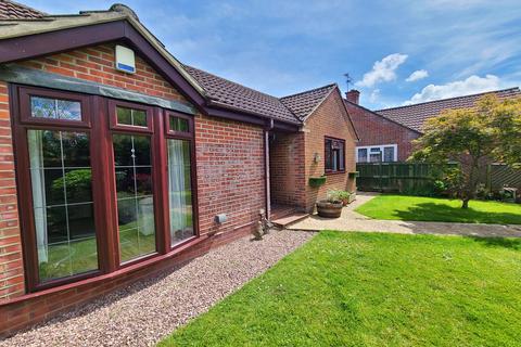 3 bedroom detached bungalow for sale, Snellgrove Close, Calmore SO40