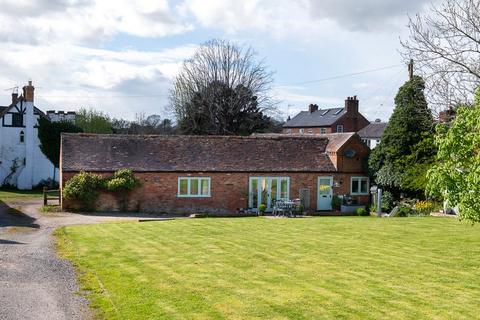 2 bedroom barn conversion for sale, Feckenham, Redditch, Worcestershire