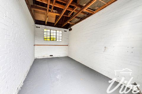 Garage to rent, Spring Hill, London E5