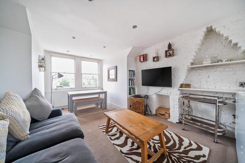 Flat 4, 17 Fawnbrake Avenue, London, SE24 0BE