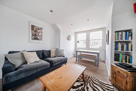 Flat 4, 17 Fawnbrake Avenue, London, SE24 0BE