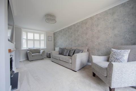 3 bedroom link detached house for sale, Grayling Grove, Hemel Hempstead