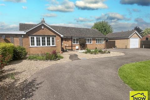 3 bedroom detached bungalow for sale, Main Road, Long Bennington,