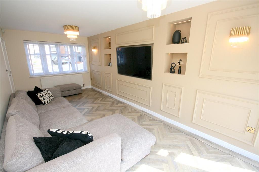 Living Room (2)