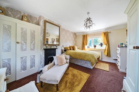 19 Parkfield Way, Bromley, BR2 8AE