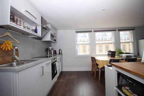 2 bedroom apartment to rent, Vineyards, Bath