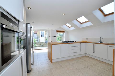 4 bedroom house for sale, Lillian Road, Barnes, SW13